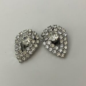 Sparkling Teardrop Crystal shoe clips